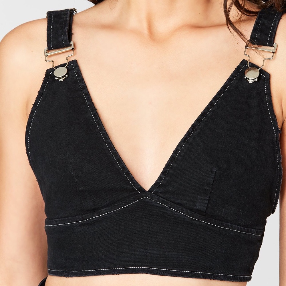 NWT Carmar clasp denim v bralette
